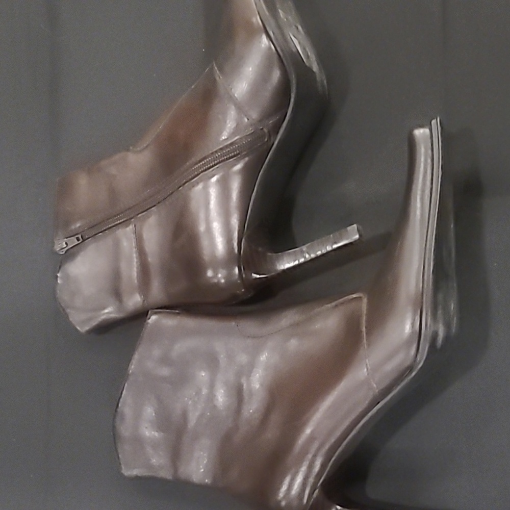 Aldo Wine Coloured Sz 38 Ankle Western Boho Booties, Side Zip euc - Picture 5 of 12